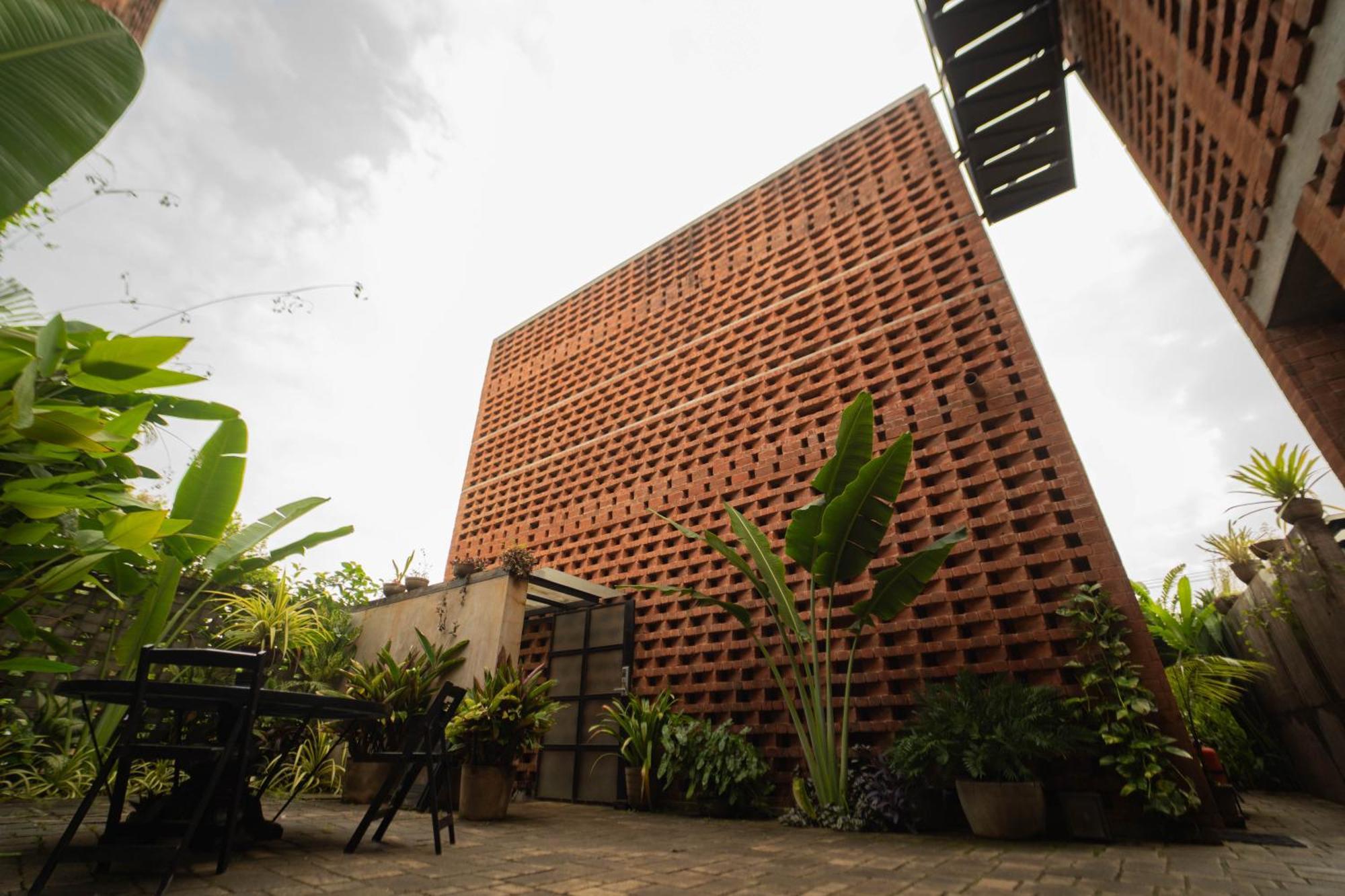 Sengal Boutique Bed and Breakfast Pondicherry Exteriör bild